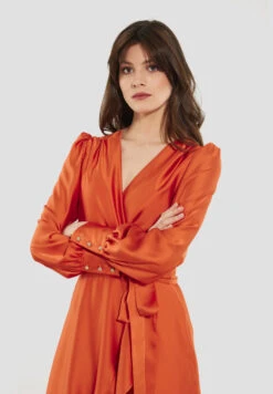 SWING Cocktailkleid Aus Nachhaltigen Satin Chiffon 15 SWING Cocktailkleid Aus Nachhaltigen Satin Chiffon -Damenbekleidungs Geschäft 1b50f54129213197c3e78f2cbccb40cc0f2ccecc 7200860185 710 07