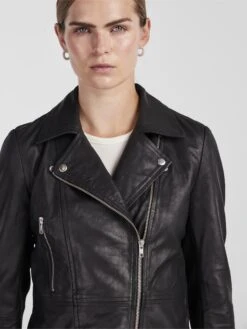 YASSOPHIE LEATHER JACKET NOOS -Damenbekleidungs Geschäft 239cd13b1c4750511b43a627e9dd38fa26476834 7200921530 190939 03