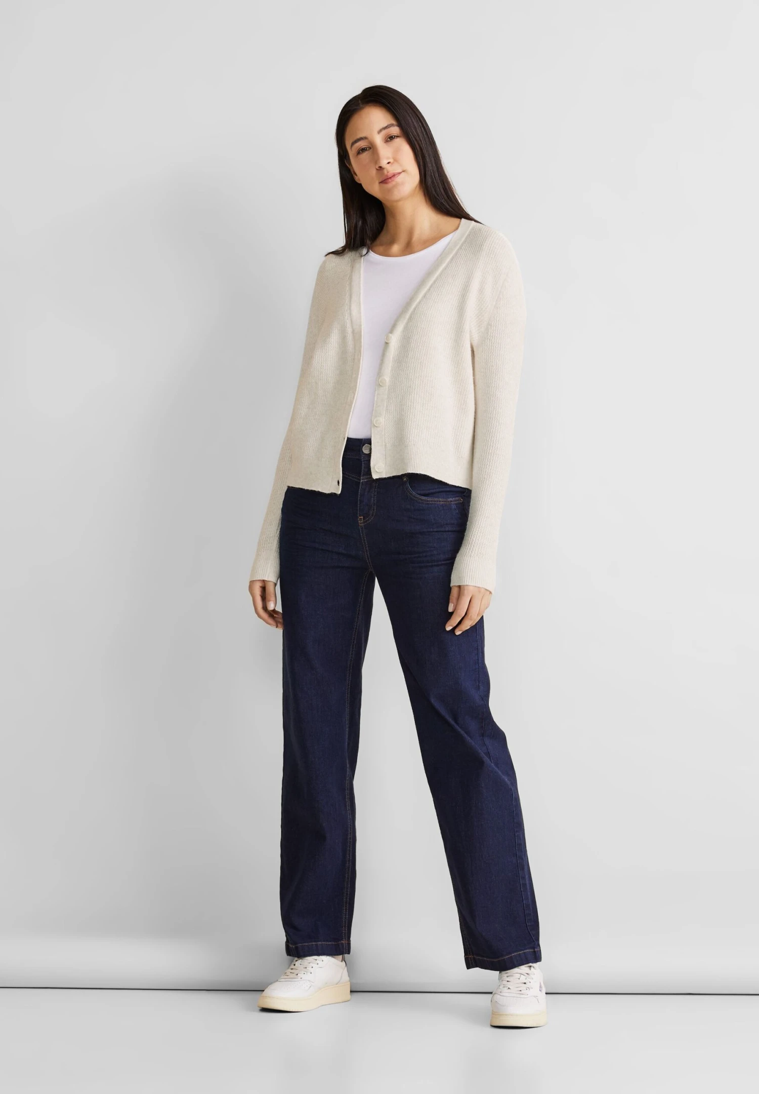 V-Ausschnitt Cardigan 5 V-Ausschnitt Cardigan – Bild 3