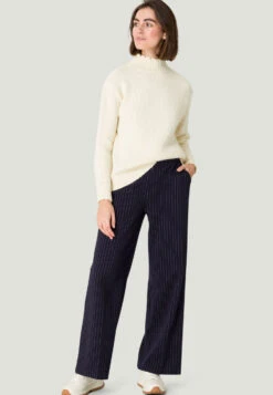 Zero Pullover -Damenbekleidungs Geschäft 2f1c6a170eca37a1077b338fea72b18a573a462f 7200909869 1056 04