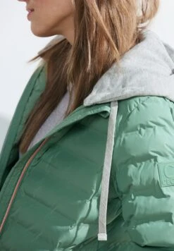 Cecil Welded Jacket W. Detachable Sw -Damenbekleidungs Geschäft 3c8f5f41816762e9c4b145ae925f9ec9876a0f4c 7200918160 15315 05