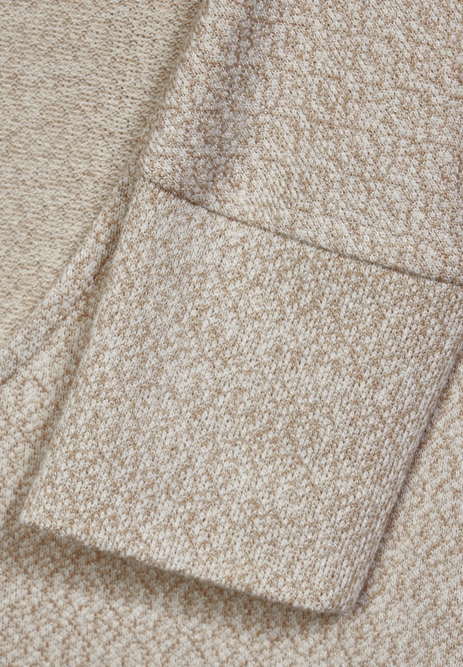 Zweifarbiges Langarmshirt 4 Zweifarbiges Langarmshirt – Bild 2