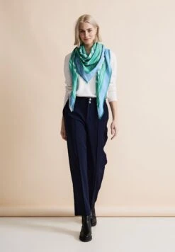 Dreieckstuch Mit Print -Damenbekleidungs Geschäft 518062be6b1107b373b41c929722b5fcbed221bb 7200915173 35376 06