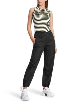 Top 10 Top -Damenbekleidungs Geschäft 5a47ce643220dc57141acd7072f0c842f9ce0f99 7200904424 910 02