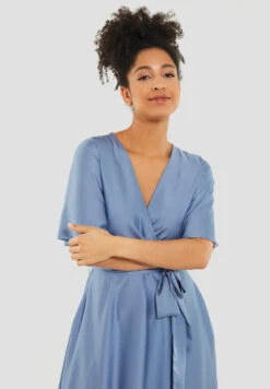 SWING Midikleid Aus Nachhaltigem Satinchiffon -Damenbekleidungs Geschäft 7ad04f6b116570c37445dd9f63289c98aefb76b3 7200883087 391 03