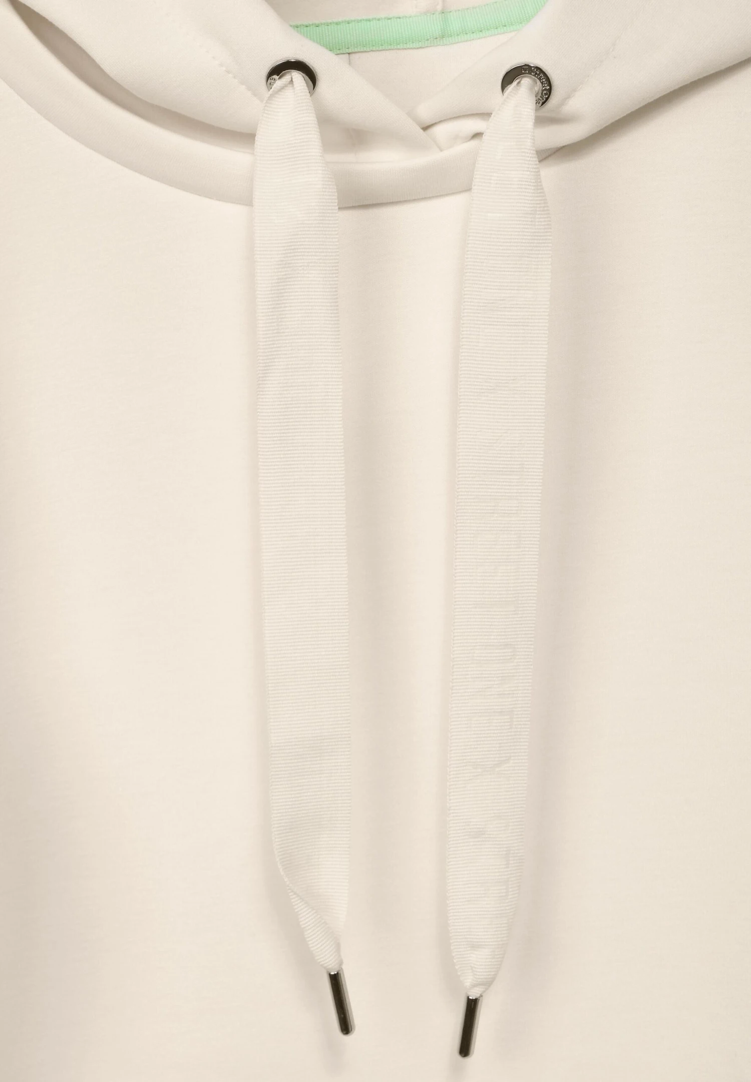 Softes Kapuzen Sweatshirt 7 Softes Kapuzen Sweatshirt – Bild 5