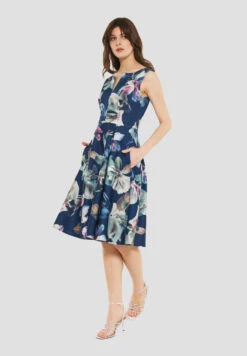 SWING Cocktailkleid Aus Scuba Mit Blumendruck -Damenbekleidungs Geschäft aca39c1acc839fde7bac5c992d10d7a8e201bc4d 7200883090 3001 04