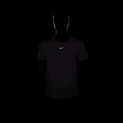 Nike T-Shirt "One Classcis" 9 Nike T-Shirt "One Classcis" -Damenbekleidungs Geschäft af626a8545992c39a4921ce39df4ad81e61e738a 7200904704 100 04