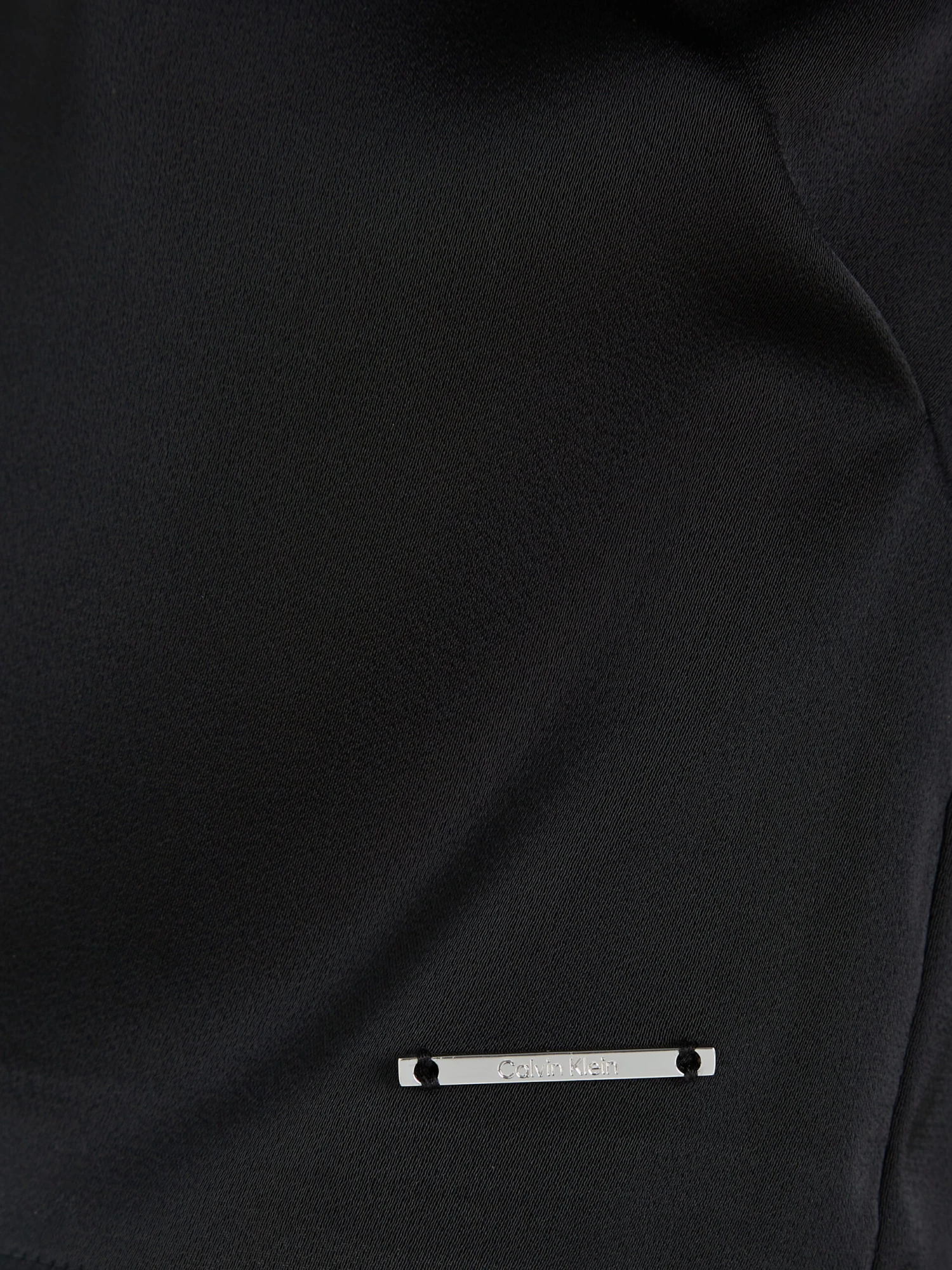 Satin Shine LS V Neck Blouse 5 Satin Shine LS V Neck Blouse – Bild 3