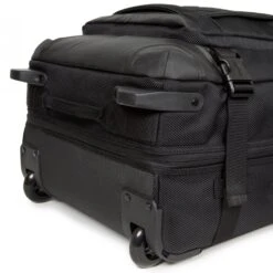 Eastpak Trolley -Damenbekleidungs Geschäft f12f50a0acf715ac7d931f848e6b720cdc2e93ea 7200587993 CNNCT COAT 06